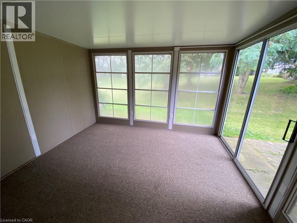 13 Szollosy Circle, Hamilton, ON - Indoor Photo Showing Other Room