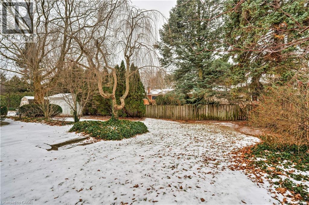 238 Penn Drive, Burlington, ON - Outdoor