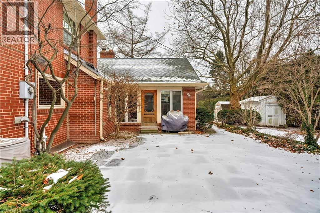 238 Penn Drive, Burlington, ON - Outdoor