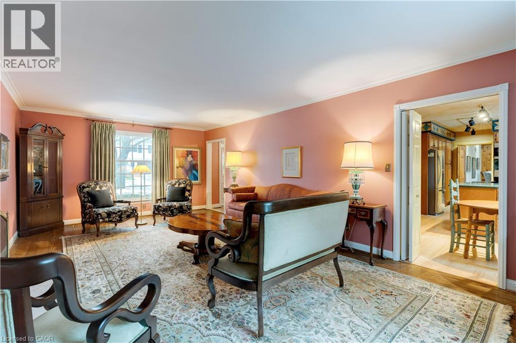 238 Penn Drive, Burlington, ON - Indoor