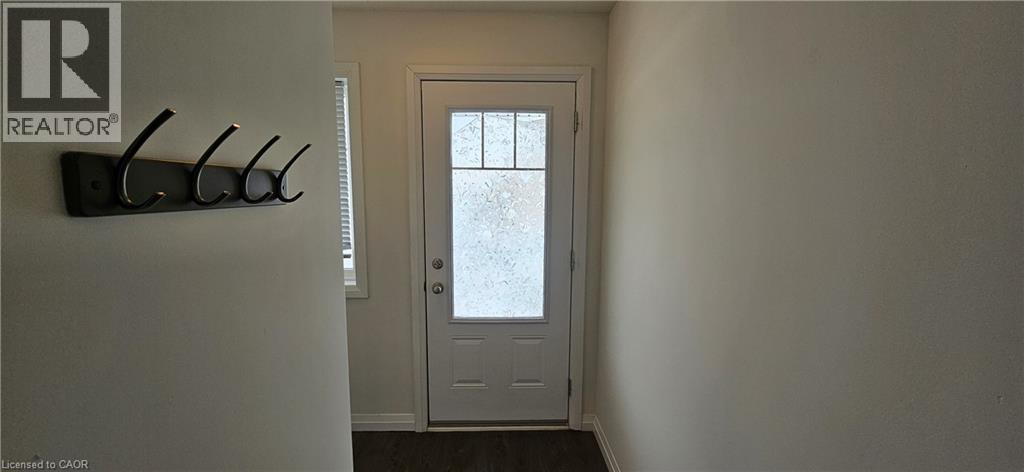 24 Morrison Road Unit# D11, Kitchener, ON - Indoor Photo Showing Other Room
