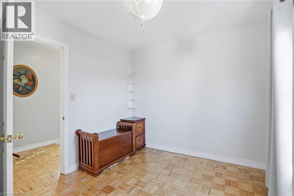 81 Simcoe Street E, Hamilton, ON - Indoor Photo Showing Other Room