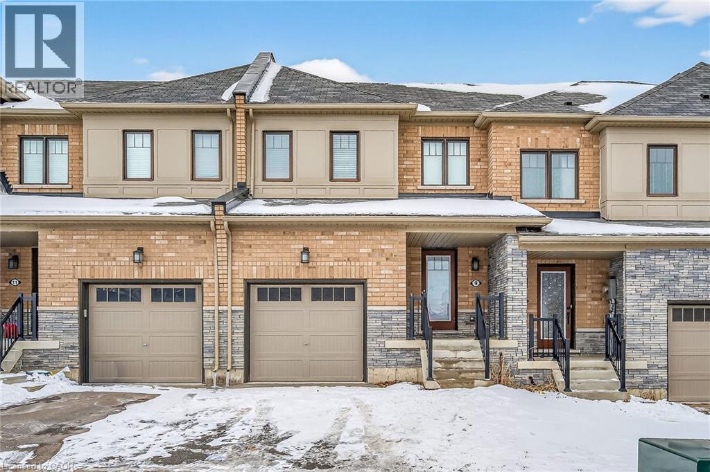 9 Hedges Crescent, Hamilton, ON - Outdoor With Facade
