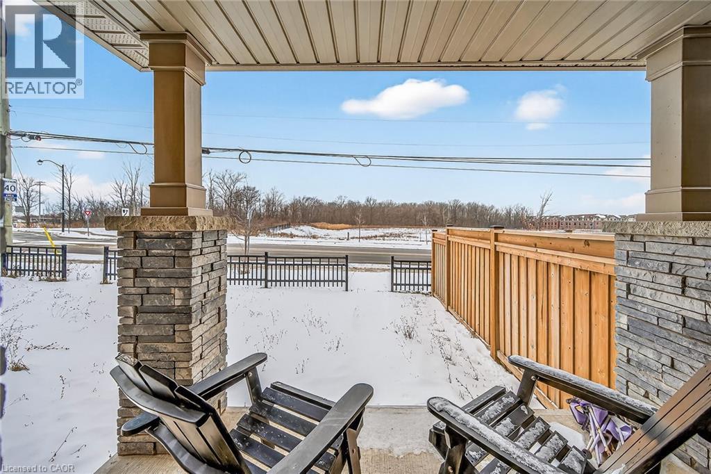 9 Hedges Crescent, Hamilton, ON - Outdoor