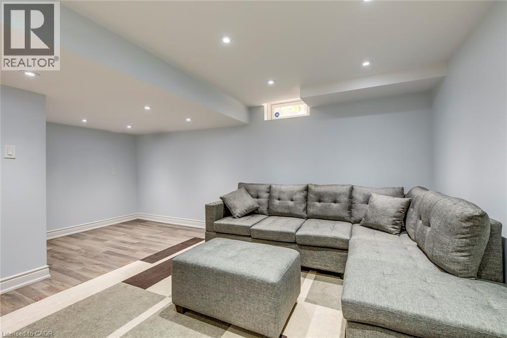 4084 Kryzan Drive, Burlington, ON - Indoor