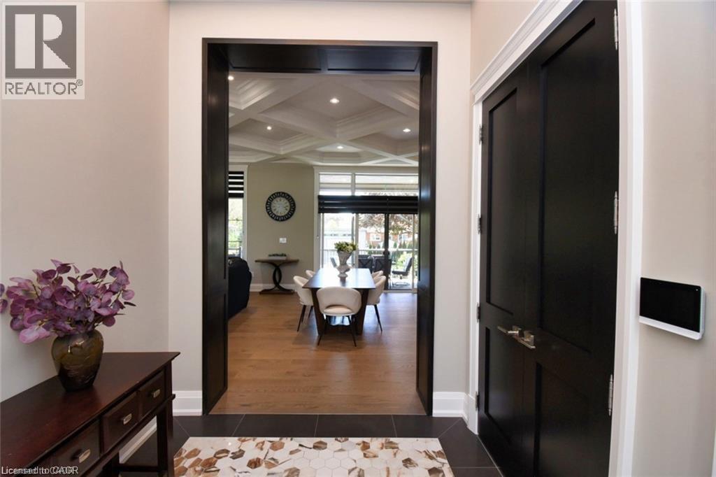 68 Mountain Brow Boulevard, Hamilton, ON - Indoor Photo Showing Other Room