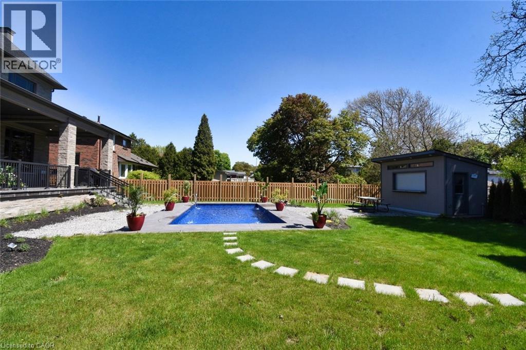 68 Mountain Brow Boulevard, Hamilton, ON - Outdoor With In Ground Pool With Deck Patio Veranda