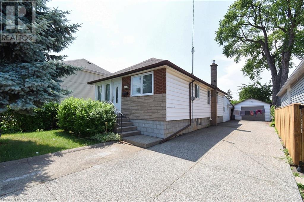 205 Ivon Avenue, Hamilton, ON - Outdoor