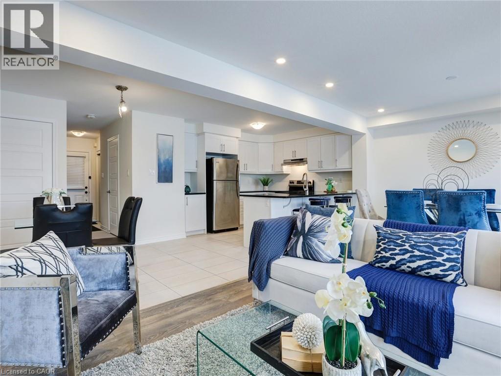 116 Watermill Street, Kitchener, ON - Indoor Photo Showing Living Room