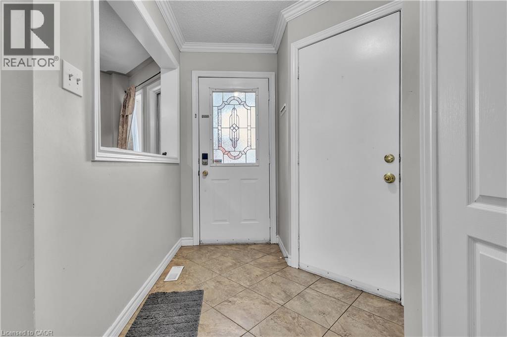 23 Stonecairn Drive, Cambridge, ON - Indoor Photo Showing Other Room