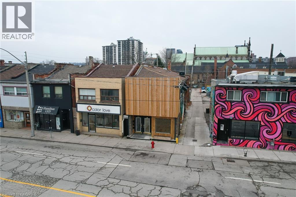 View of building exterior - 18 Barton Street E Unit# A, Hamilton, ON