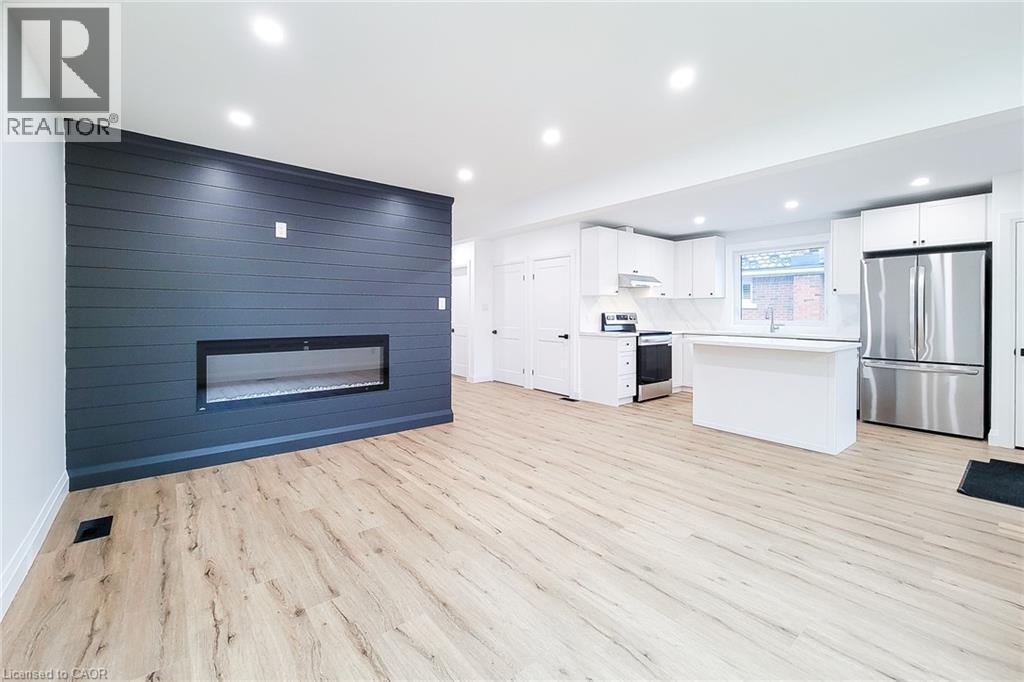 53 Winchester Boulevard, Hamilton, ON - Indoor