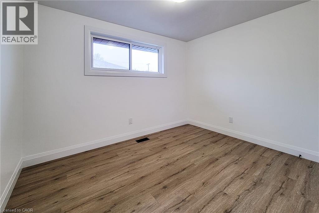 53 Winchester Boulevard, Hamilton, ON - Indoor Photo Showing Other Room