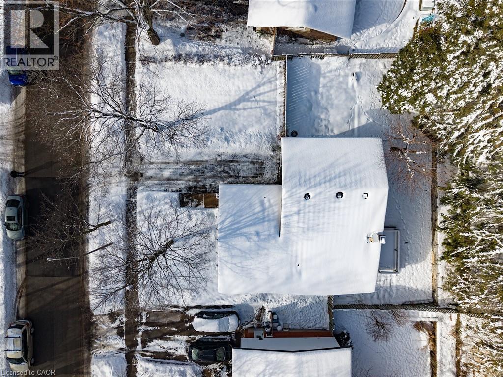 132 Forest Hill Drive, Kitchener, ON - Outdoor