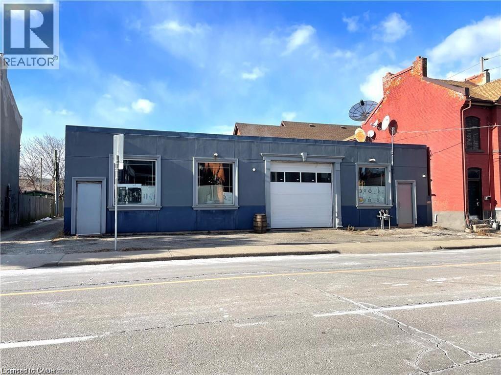 249 John Street N, Hamilton, ON