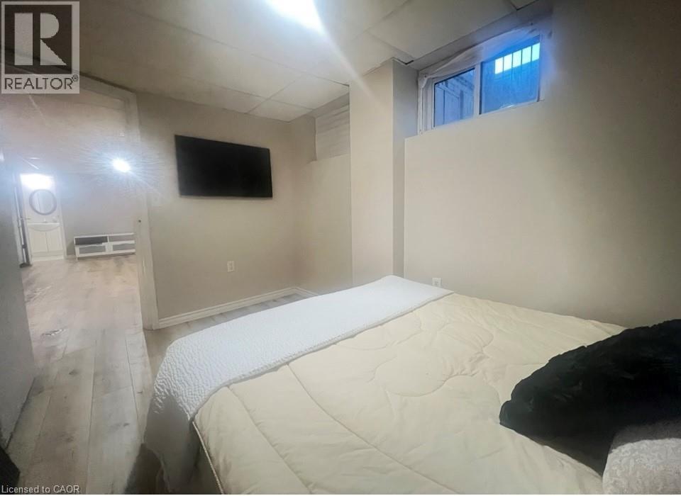 99 Brucedale Avenue E, Hamilton, ON - Indoor Photo Showing Other Room