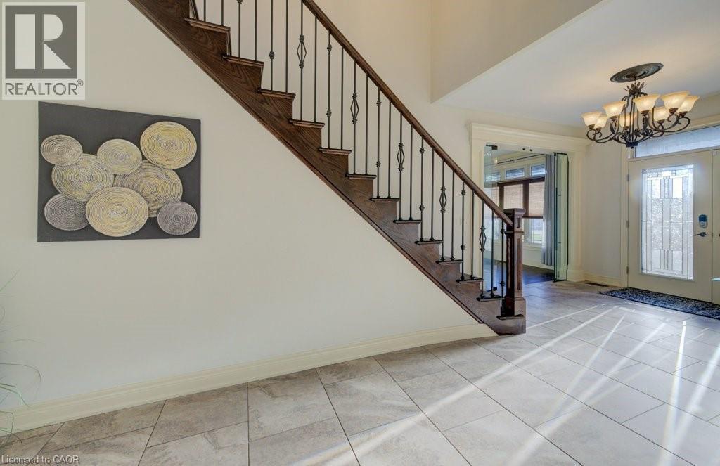 6379 Christopher Crescent, Niagara Falls, ON - Indoor Photo Showing Other Room