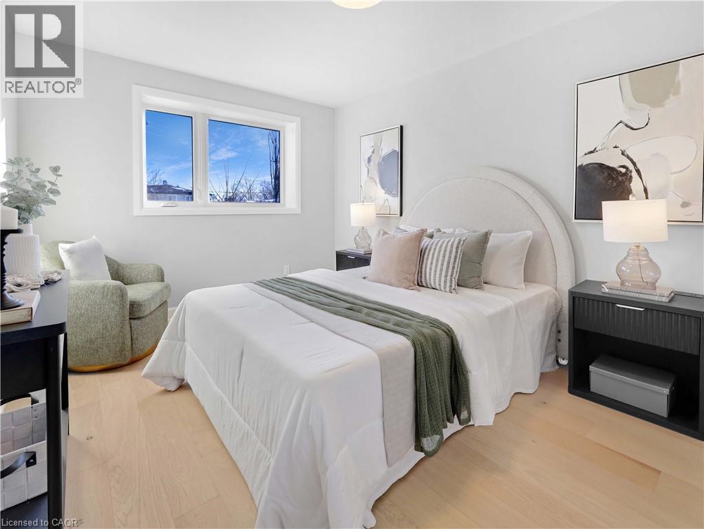 3406 Putter Place, Burlington, ON - Indoor Photo Showing Bedroom