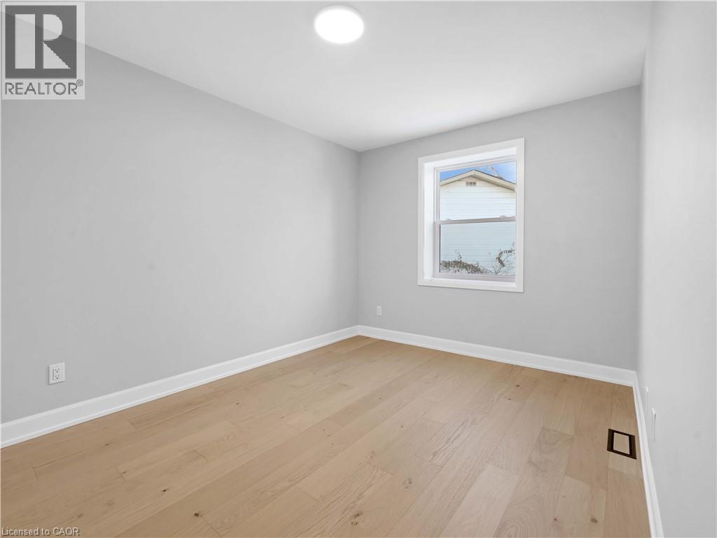 3406 Putter Place, Burlington, ON - Indoor Photo Showing Other Room