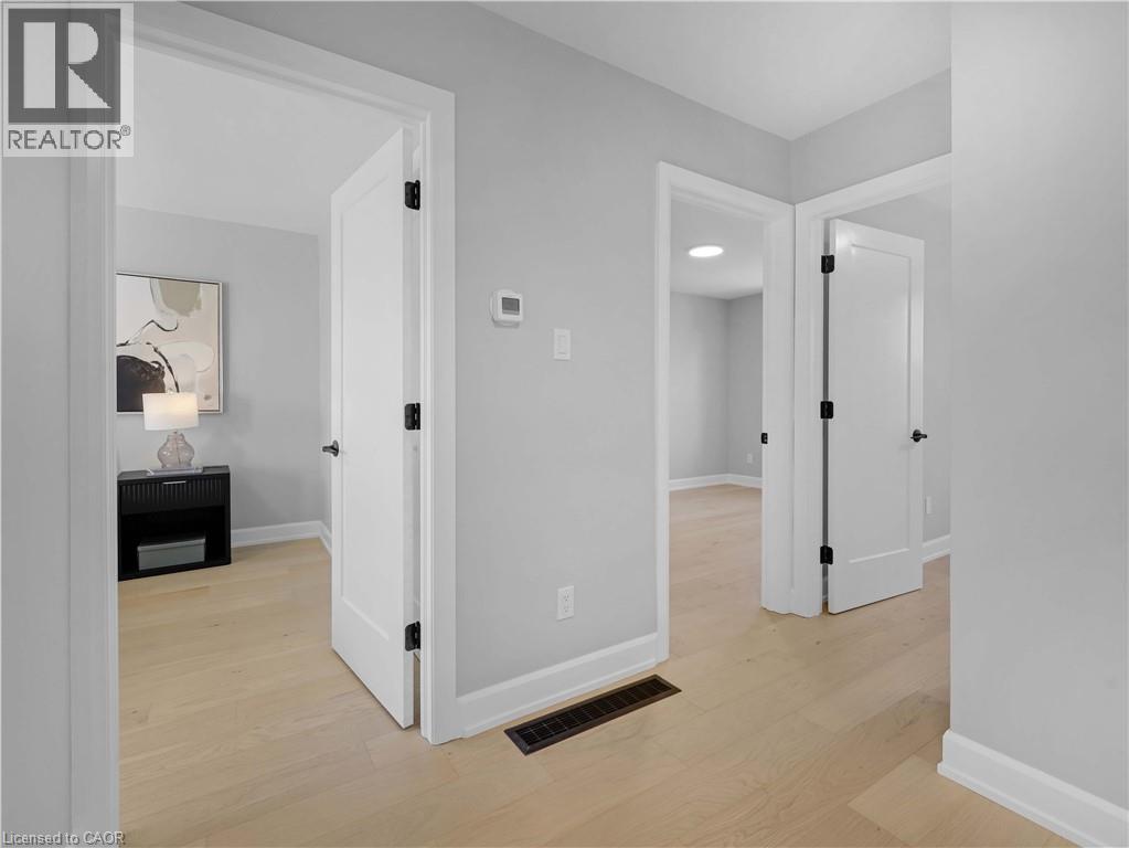 3406 Putter Place, Burlington, ON - Indoor Photo Showing Other Room