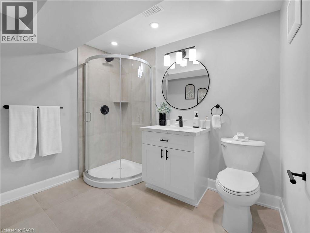 3406 Putter Place, Burlington, ON - Indoor Photo Showing Bathroom