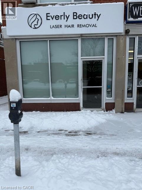 854 King Street W, Hamilton, ON