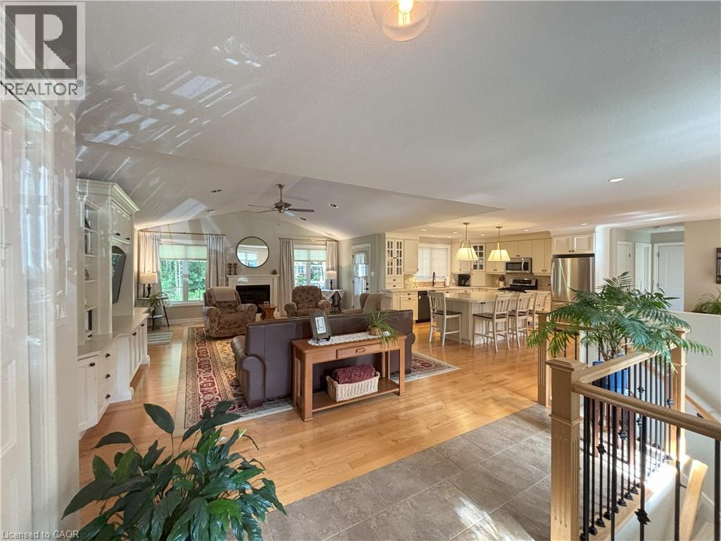 22 Gordon Road, Tiny, ON - Indoor