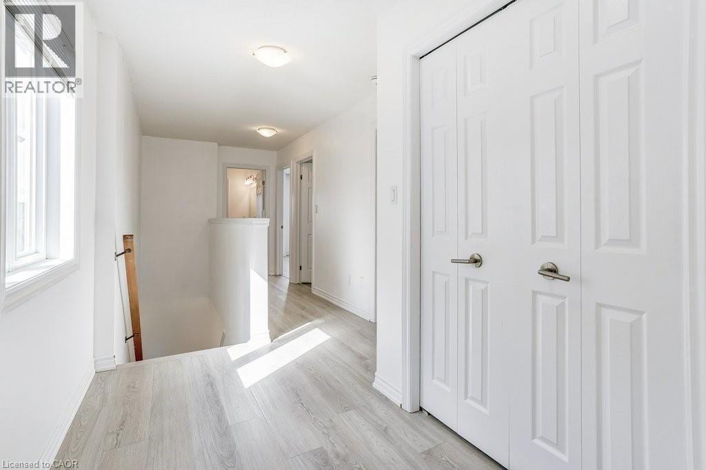 318 Old Huron Road, Kitchener, ON - Indoor Photo Showing Other Room