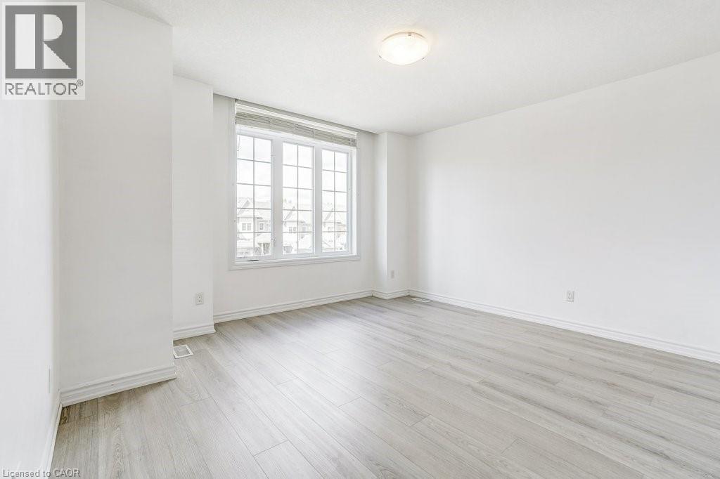 318 Old Huron Road, Kitchener, ON - Indoor Photo Showing Other Room