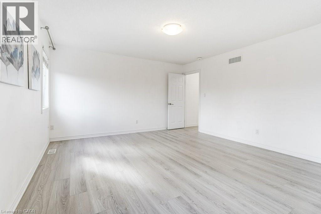 318 Old Huron Road, Kitchener, ON - Indoor Photo Showing Other Room