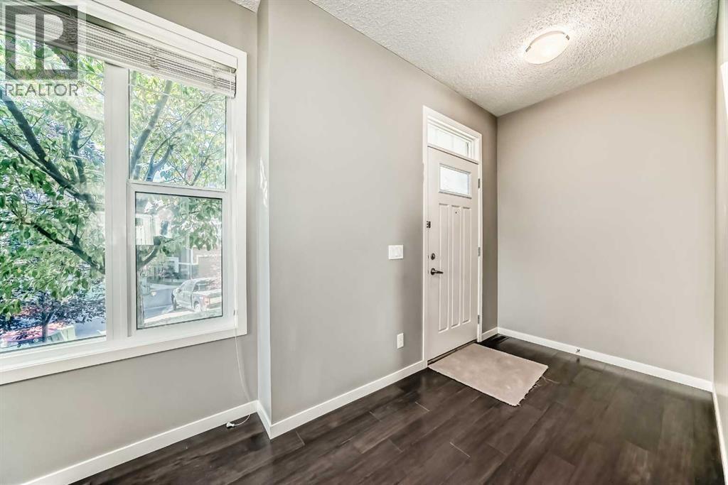 238 Panatella Nw, Calgary, AB - Indoor Photo Showing Other Room