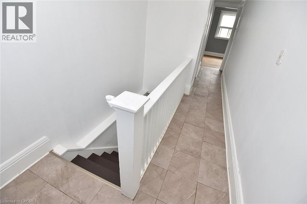 69 Gage Avenue N, Hamilton, ON - Indoor Photo Showing Other Room