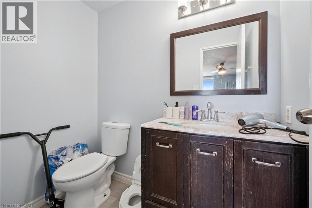 35 Green Valley Drive Unit# 1510, Kitchener, ON - Indoor Photo Showing Bathroom