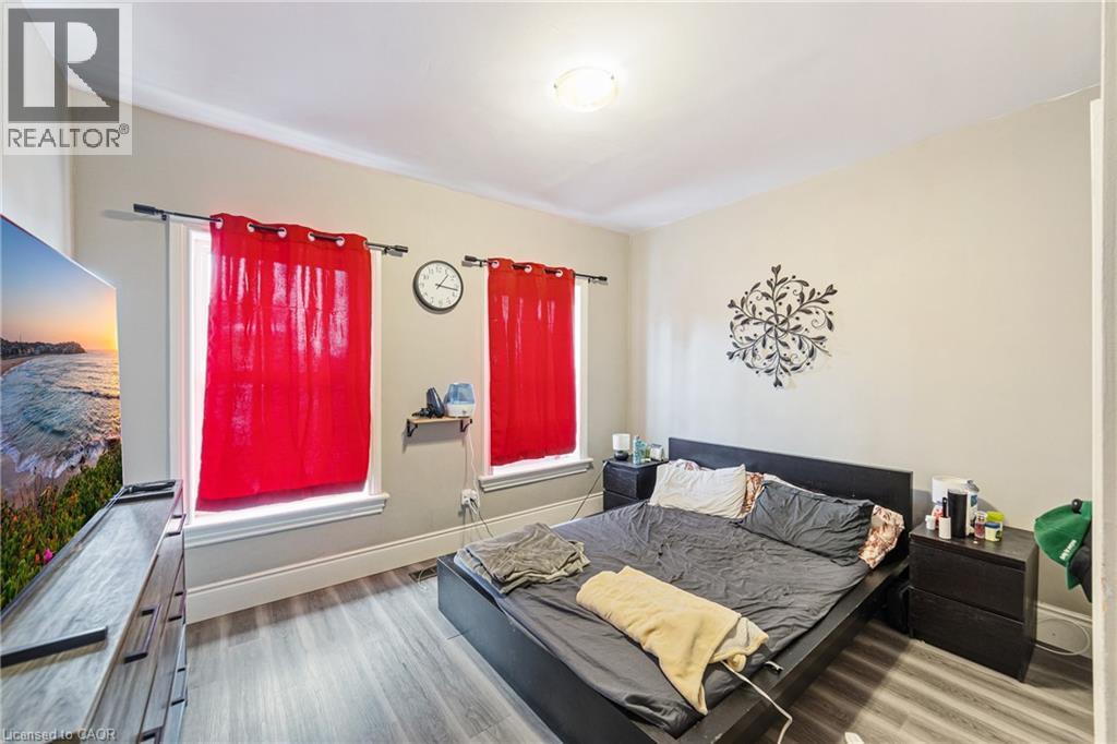 208 Mary Street, Hamilton, ON