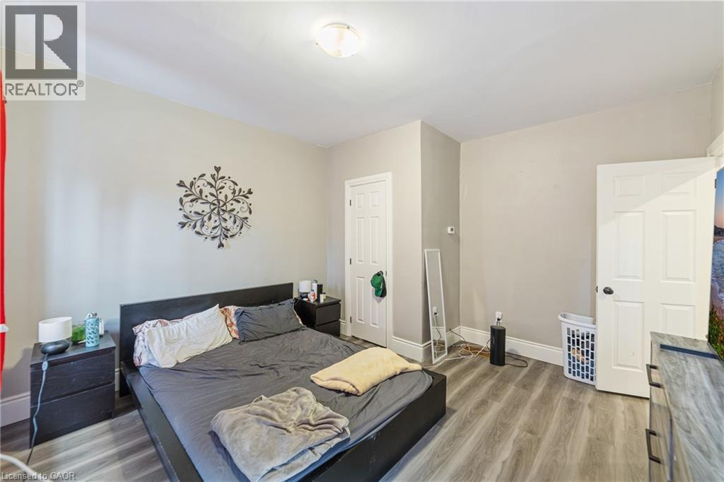 208 Mary Street, Hamilton, ON