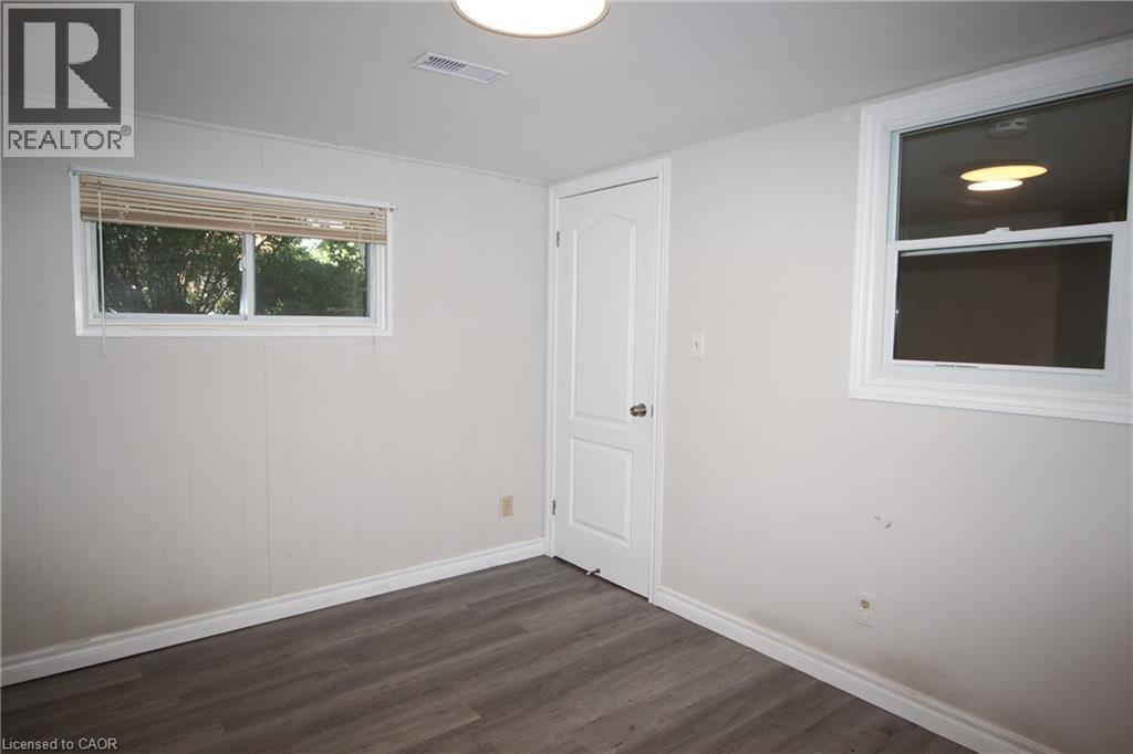 4 Purnell Drive, Hamilton, ON - Indoor Photo Showing Other Room
