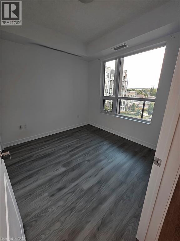 5055 Greenlane Road Unit# 433, Beamsville, ON - Indoor Photo Showing Other Room