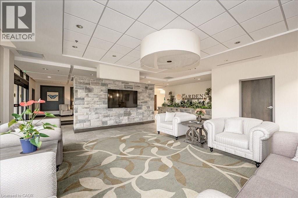 3290 New Street Unit# 607, Burlington, ON - Indoor With Fireplace