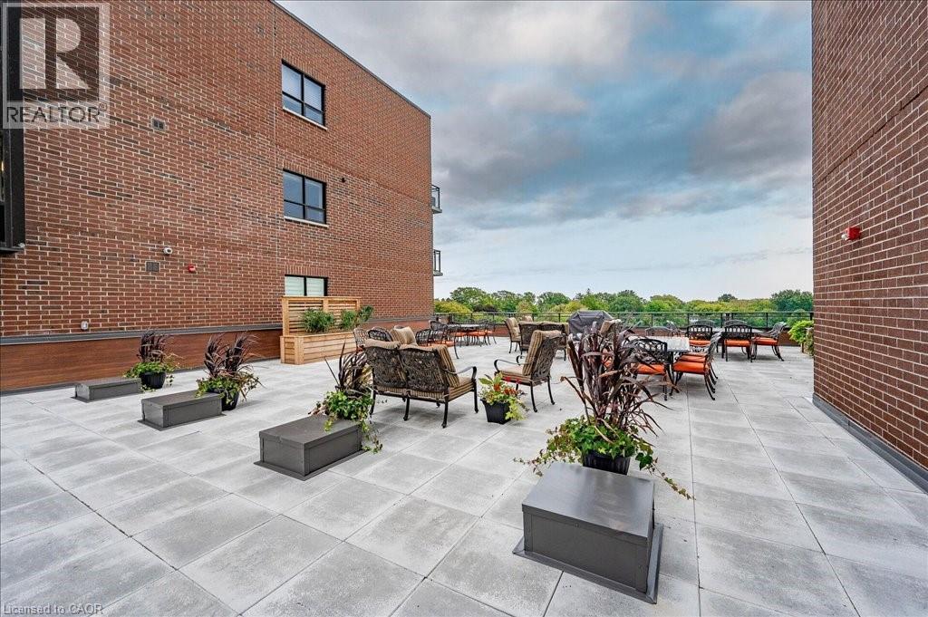 3290 New Street Unit# 607, Burlington, ON - Outdoor With Deck Patio Veranda With Exterior