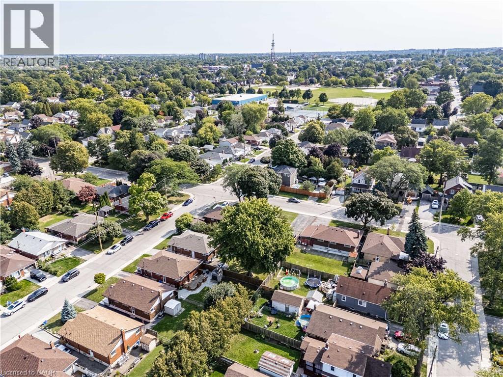 98 East 16Th Street, Hamilton, ON - Outdoor With View