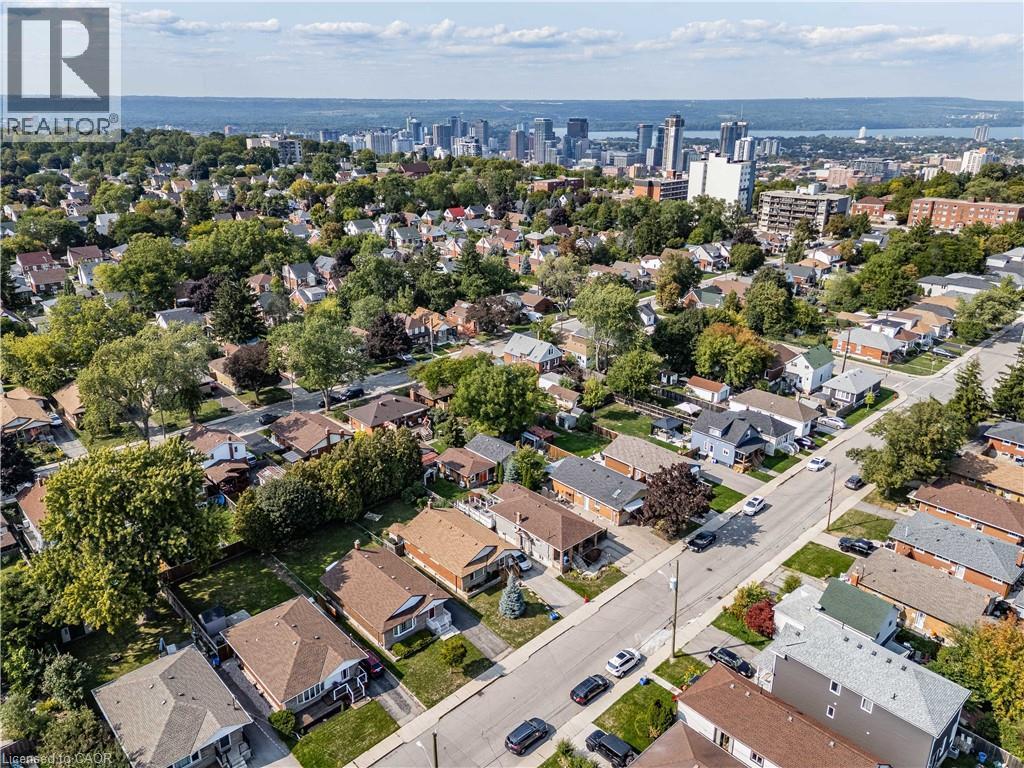 98 East 16Th Street, Hamilton, ON - Outdoor With View