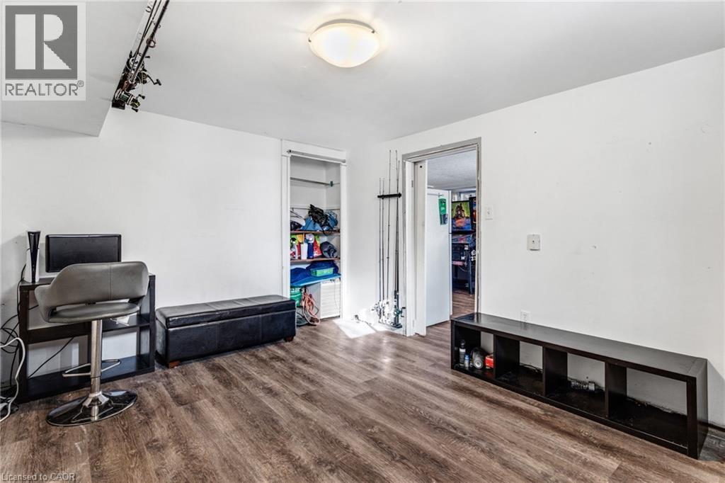 Sitting room with wood finished floors - 136 Limpert Avenue, Cambridge, ON - Indoor