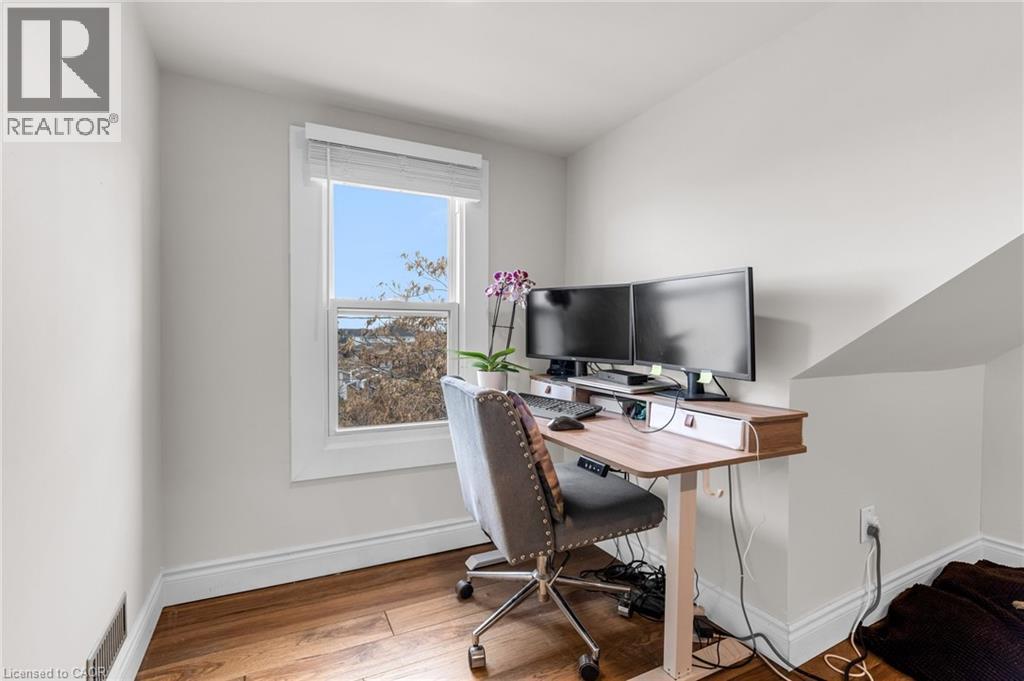373 Emerald Street N, Hamilton, ON - Indoor Photo Showing Office