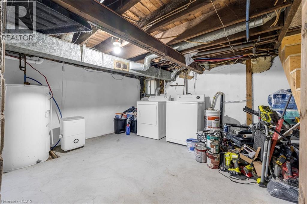 373 Emerald Street N, Hamilton, ON - Indoor