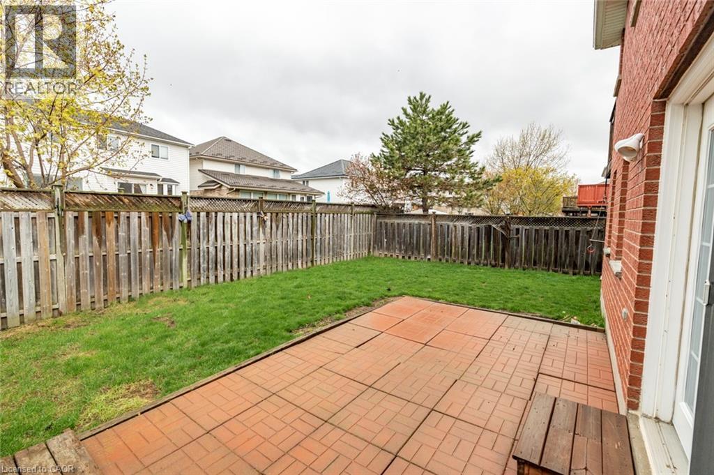 79 Munroe Crescent Unit# Lower, Guelph, ON - Outdoor