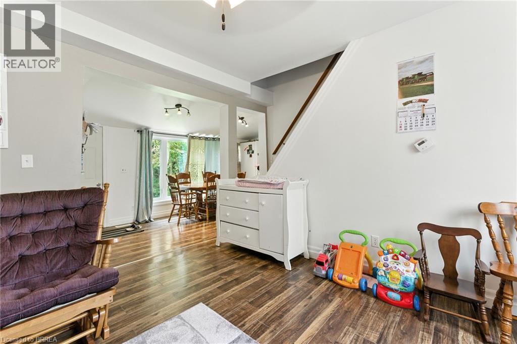 396 William Street, Delhi, ON - Indoor