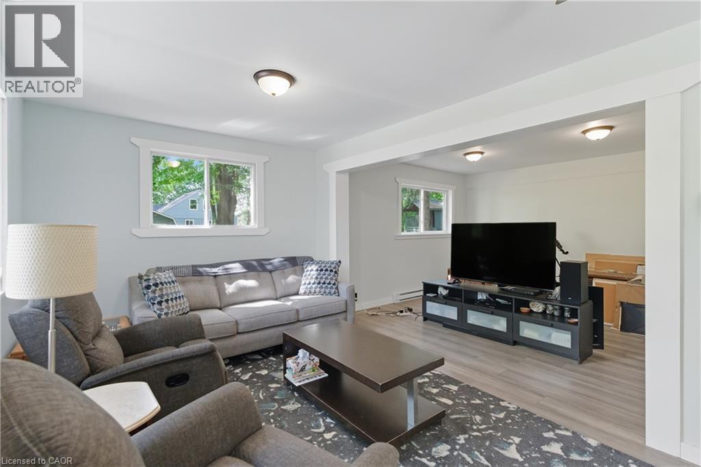 LIVING ROOM - 1402 6 Highway, Flamborough, ON - Indoor Photo Showing Living Room