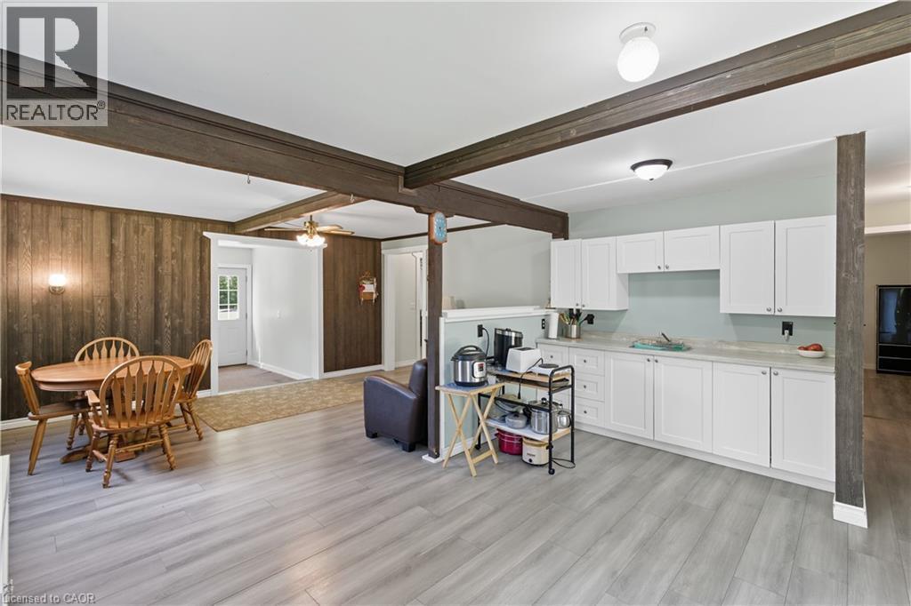 KITCHEN - 1402 6 Highway, Flamborough, ON - Indoor Photo Showing Kitchen