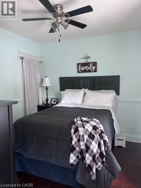84 Barons Avenue N, Hamilton, ON - Indoor Photo Showing Bedroom