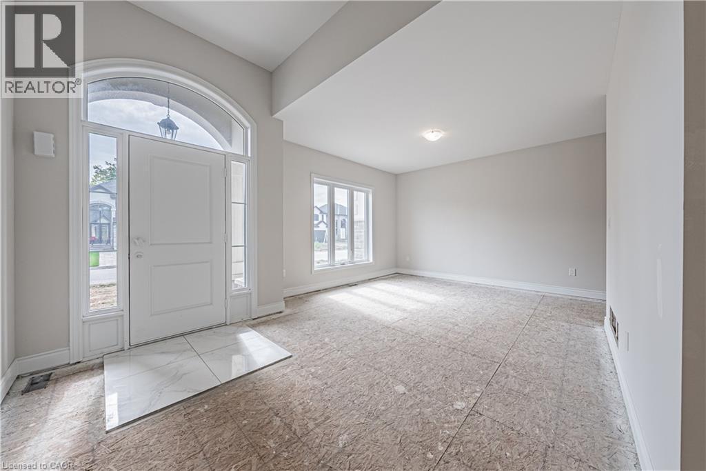 60 Cesar Place, Ancaster, ON - Indoor Photo Showing Other Room